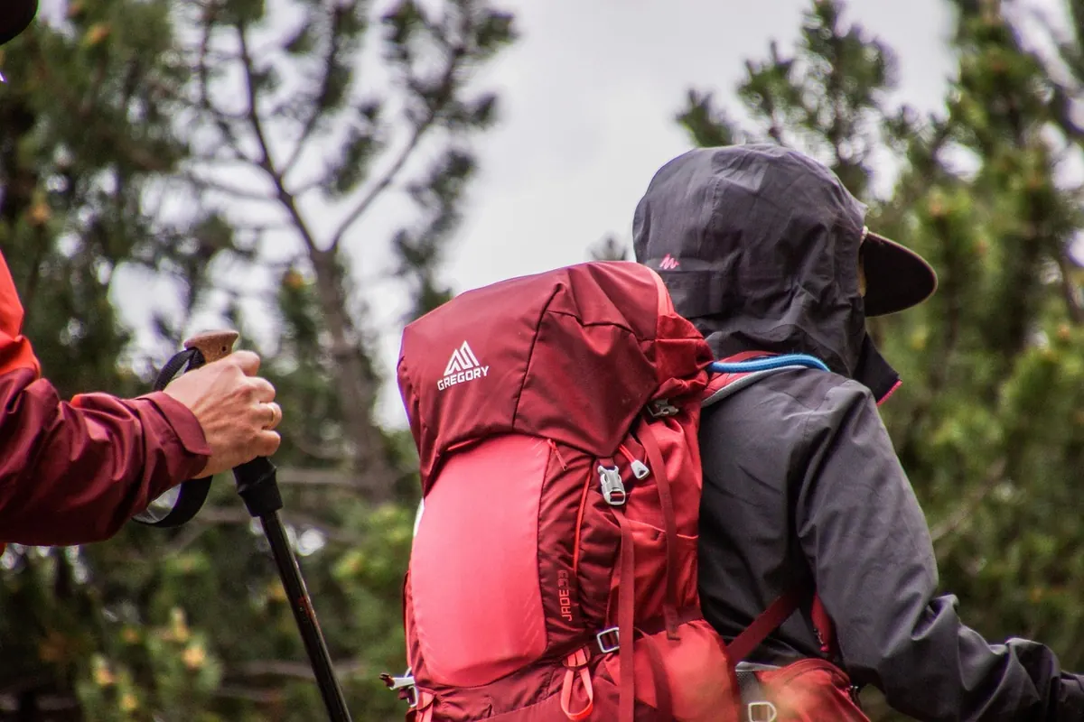 Waterproof Jackets vs. Softshell Jackets: Which Is Better for Pennine Hiking?